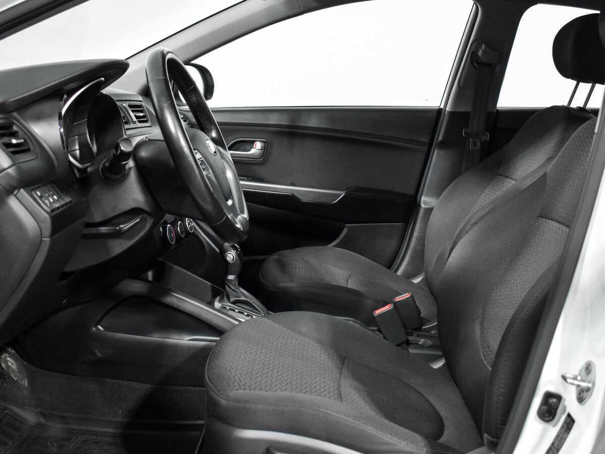 Б/У Киа Рио 2016 года. Фото: #14