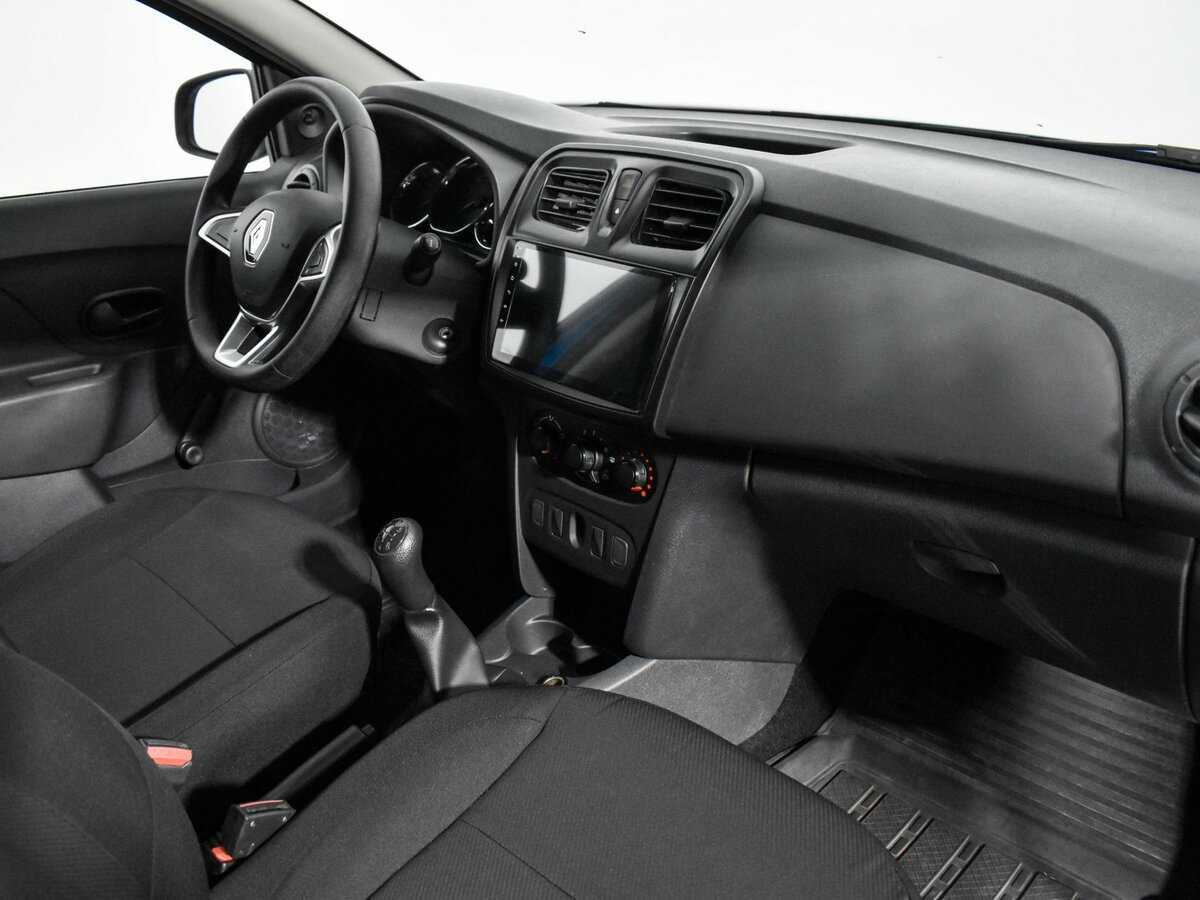 Б/У Рено Логан 2021 года. Фото: #13