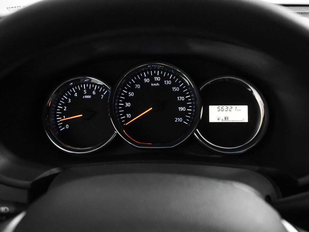 Б/У Рено Логан 2021 года. Фото: #18