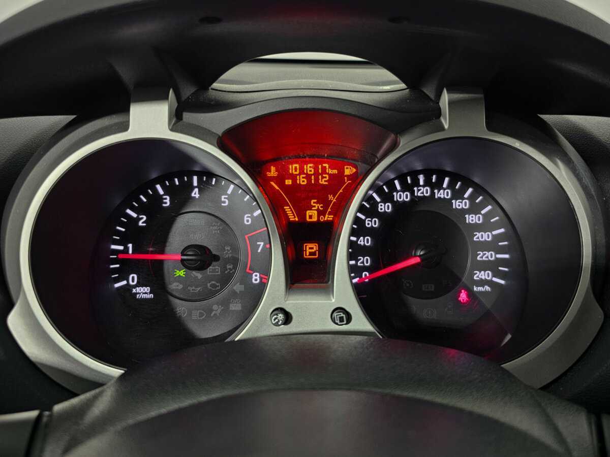 Б/У Ниссан Жук 2014 года. Фото: #12