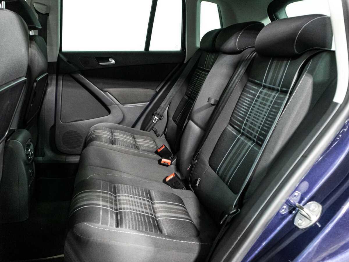 Б/У Фольксваген Тигуан 2015 года. Фото: #9