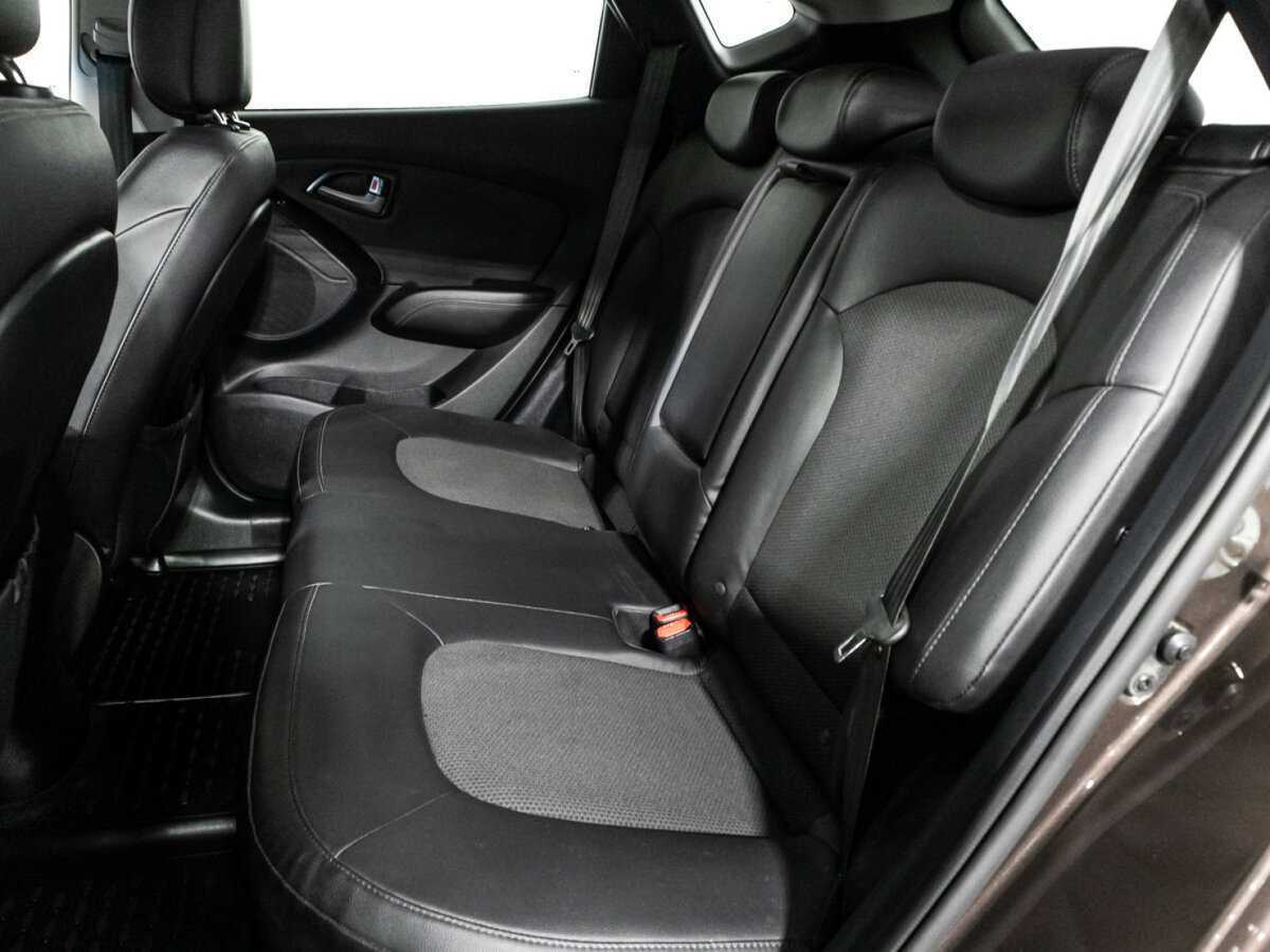 Б/У Хендай ай-икс35 2014 года. Фото: #9