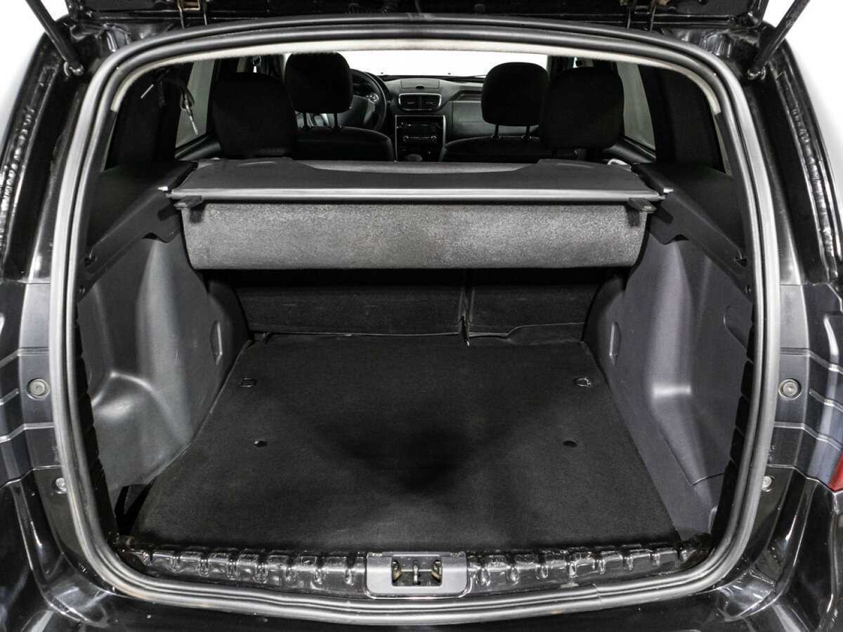 Б/У Ниссан Террано 2014 года. Фото: #14