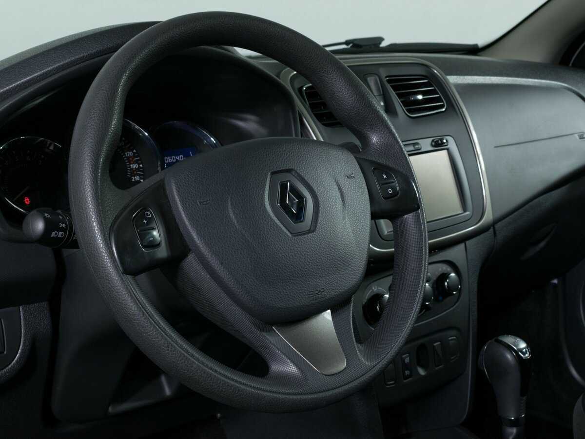 Б/У Рено Сандеро 2018 года. Фото: #12