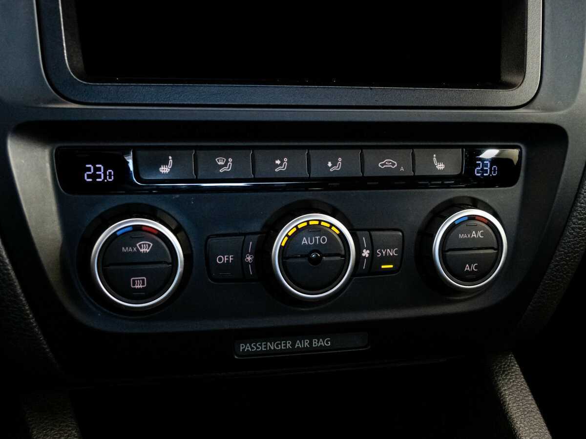 Б/У Фольксваген Джетта 2013 года. Фото: #12