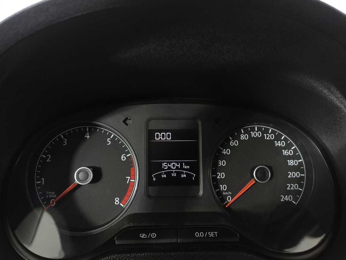 Б/У Фольксваген Поло 2017 года. Фото: #12