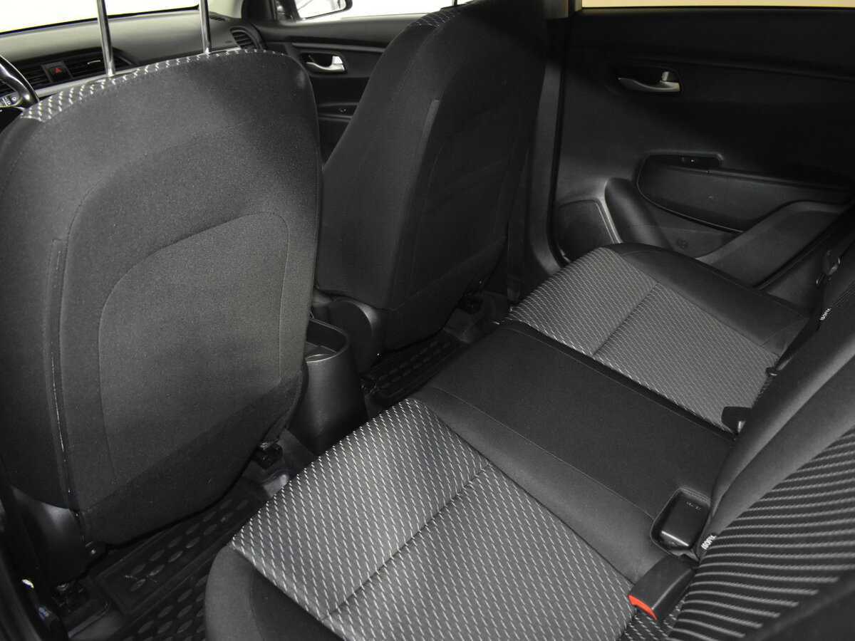 Б/У Киа Рио 2017 года. Фото: #15