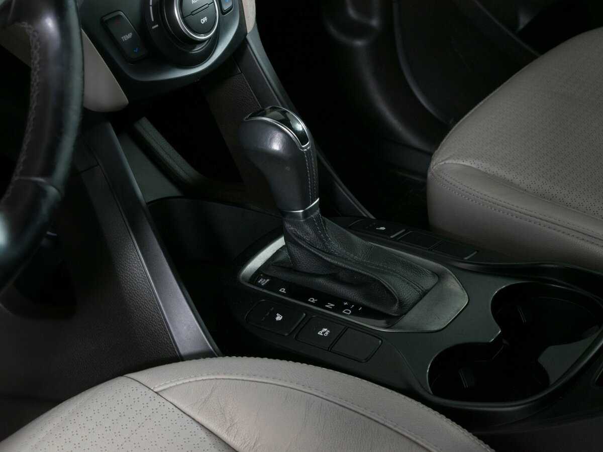 Б/У Хендай Санта Фе 2012 года. Фото: #7