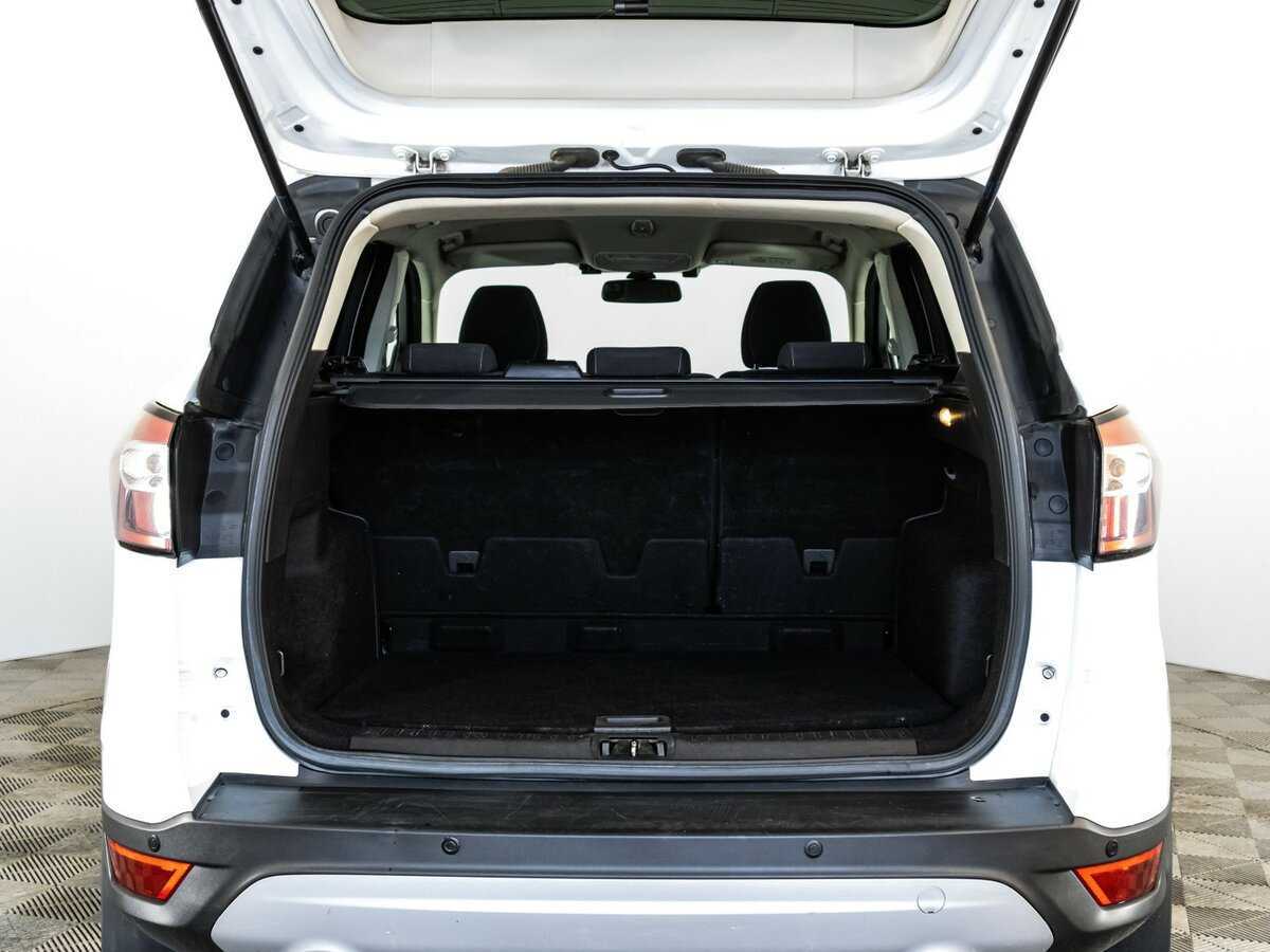 Б/У Форд Куга 2018 года. Фото: #16