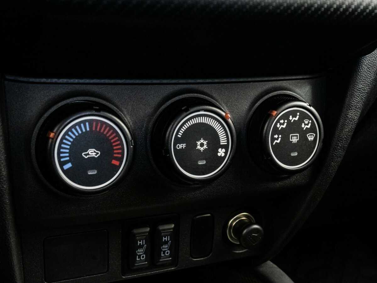 Б/У Митсубиши АС-Икс 2017 года. Фото: #10