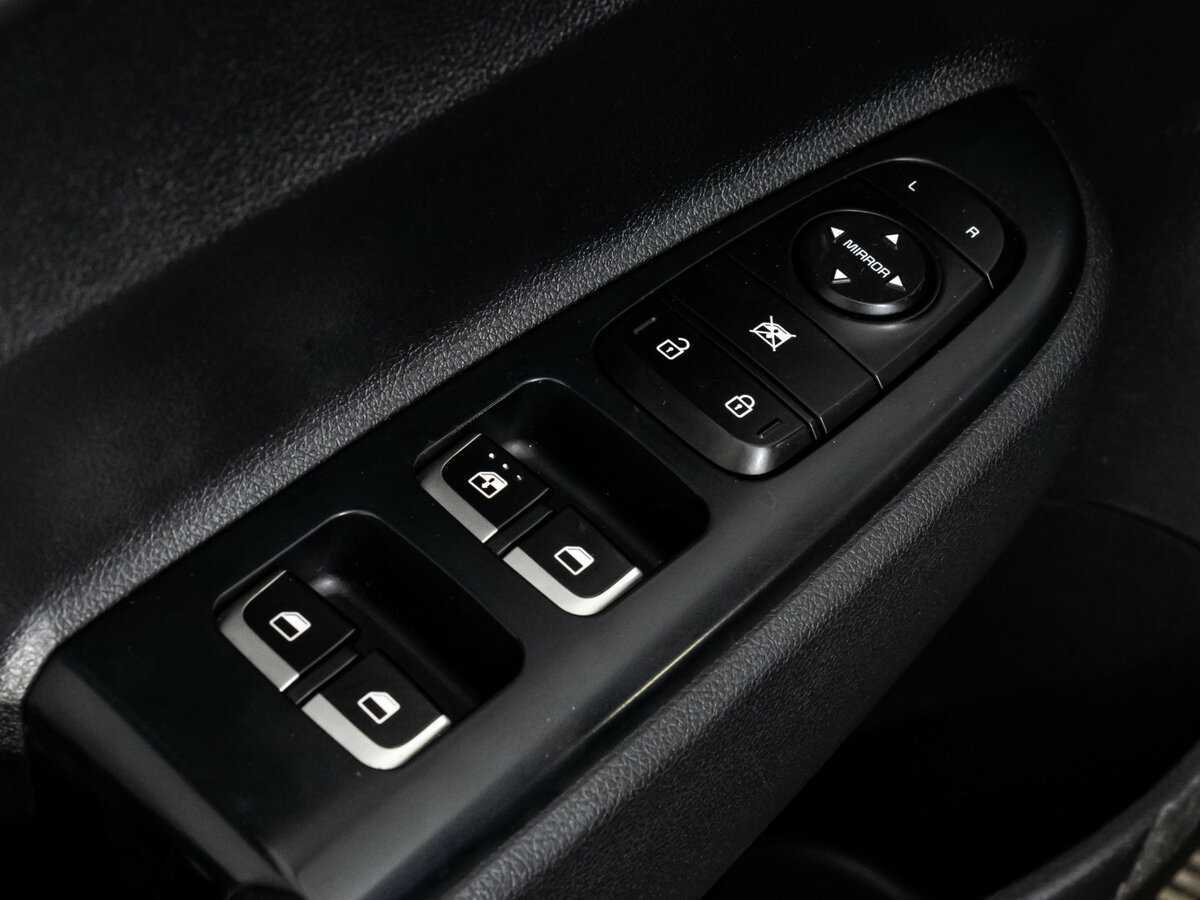 Б/У Киа Рио 2018 года. Фото: #17