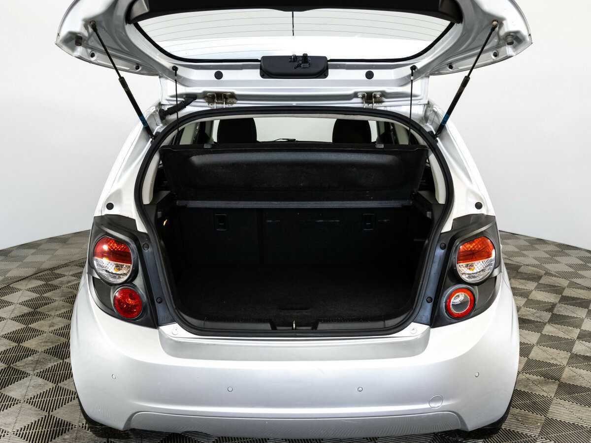 Б/У Шевроле Авео 2013 года. Фото: #18