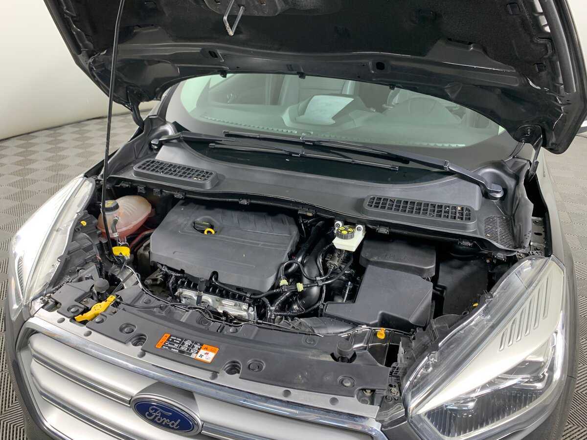 Б/У Форд Куга 2017 года. Фото: #10