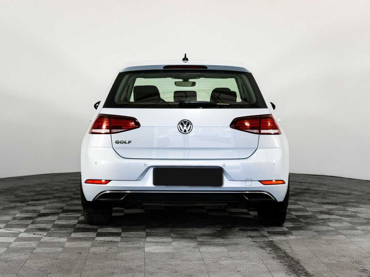 Б/У Фольксваген Гольф 2018 года. Фото: #4