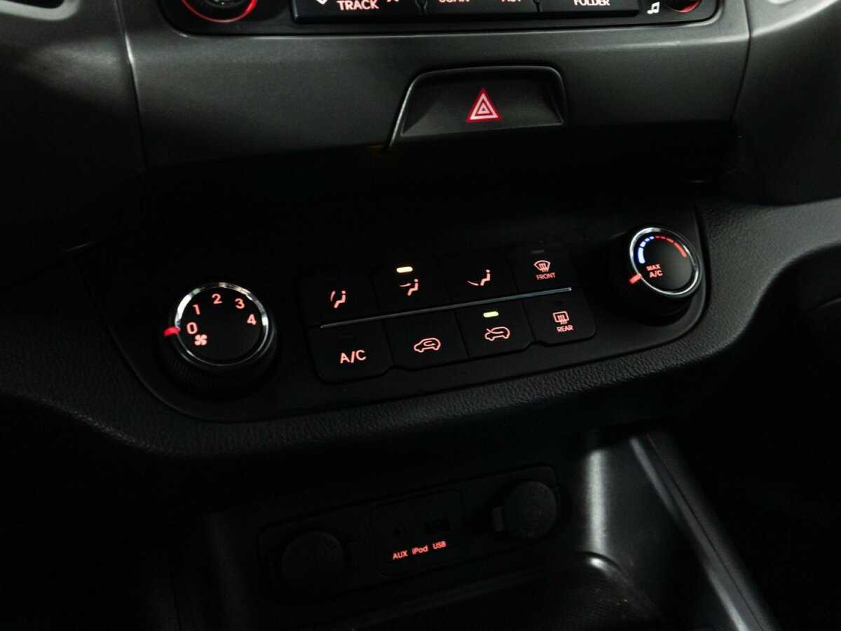 Б/У Киа Спортейдж 2012 года. Фото: #14