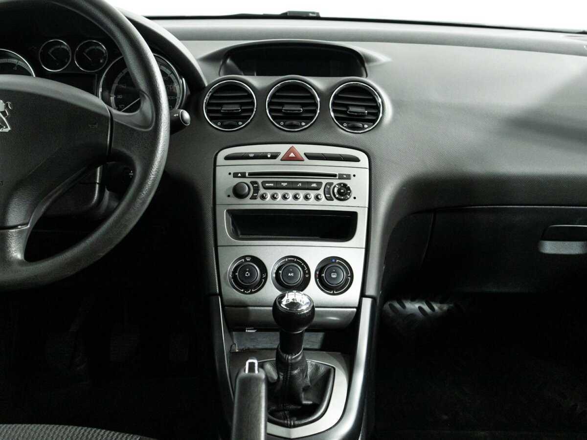 Б/У Пежо 408 2013 года. Фото: #13