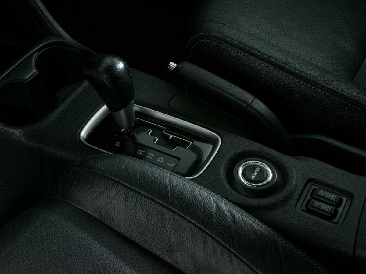 Б/У Митсубиши Оутлэндер 2013 года. Фото: #14