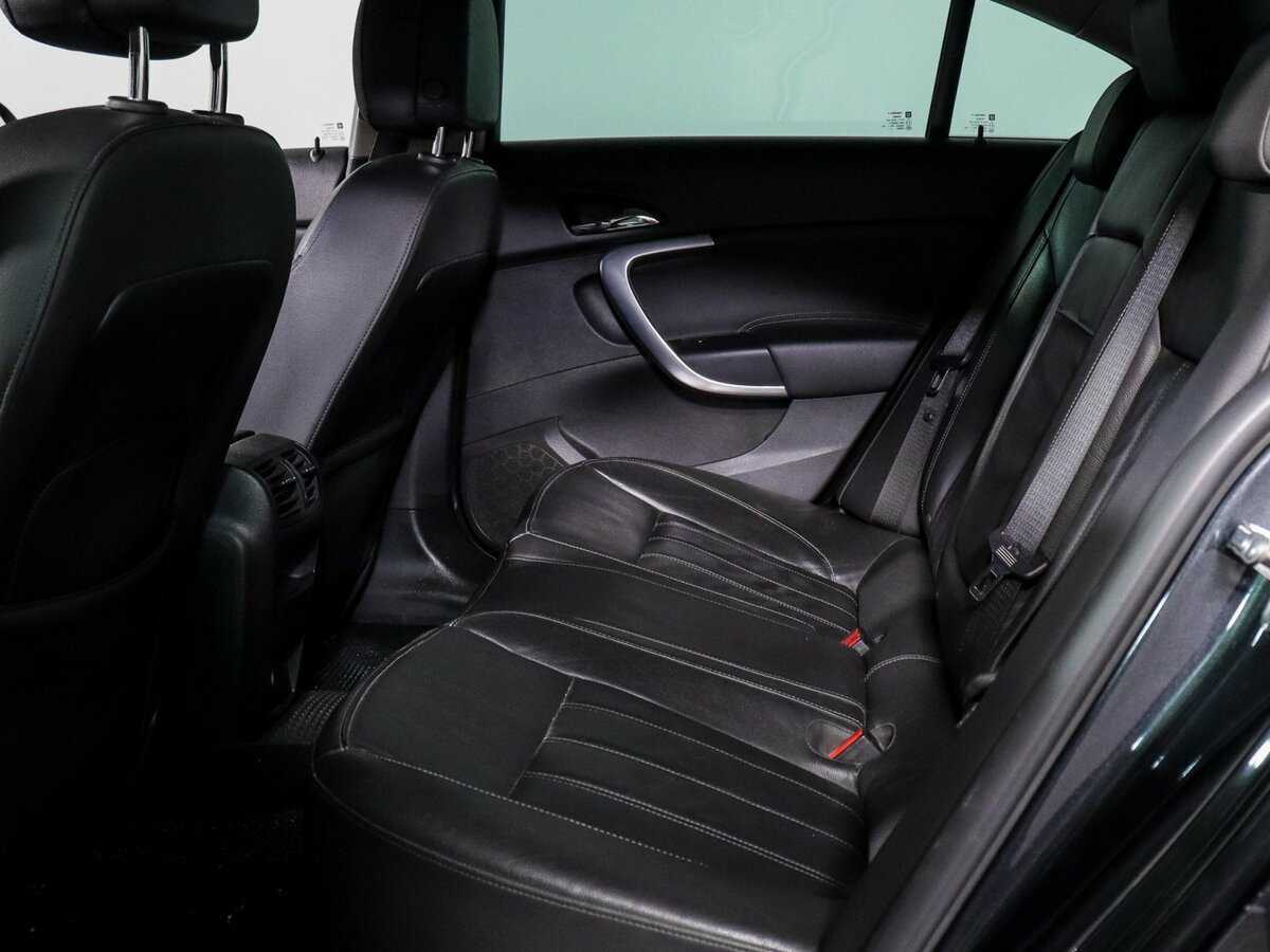 Б/У Опель Инсигния 2013 года. Фото: #9