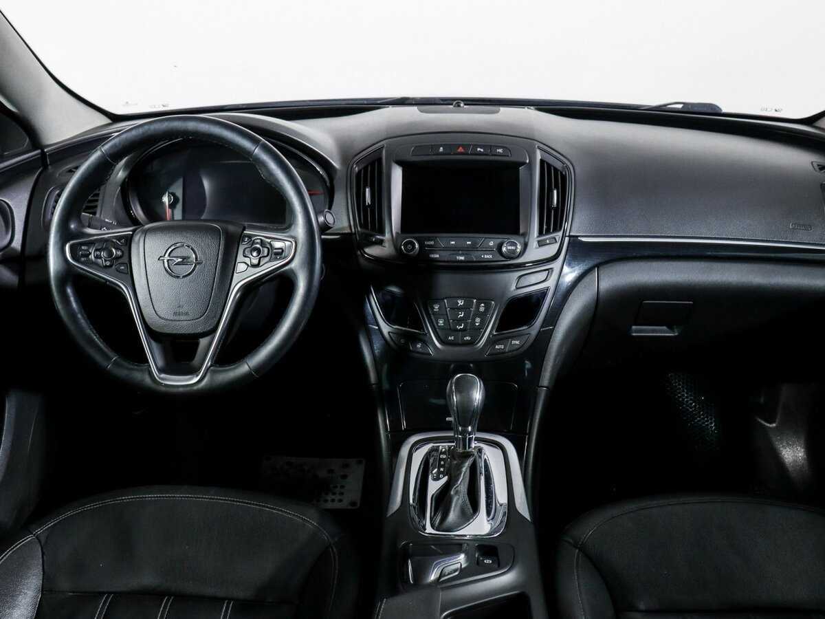 Б/У Опель Инсигния 2013 года. Фото: #11