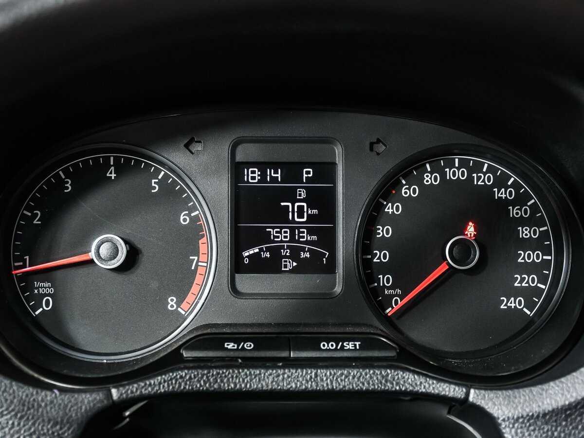 Б/У Фольксваген Поло 2020 года. Фото: #9