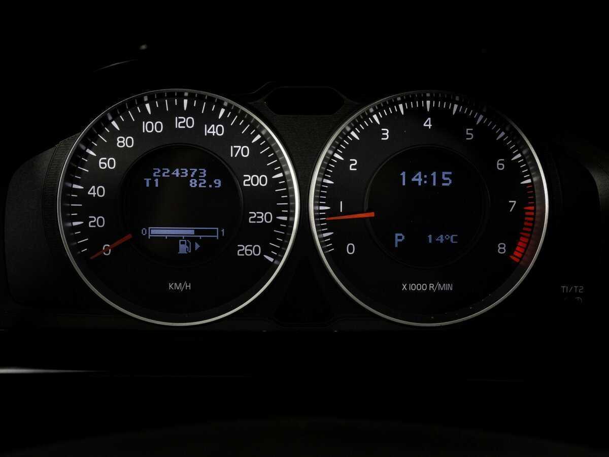 Б/У Вольво С60 2012 года. Фото: #17