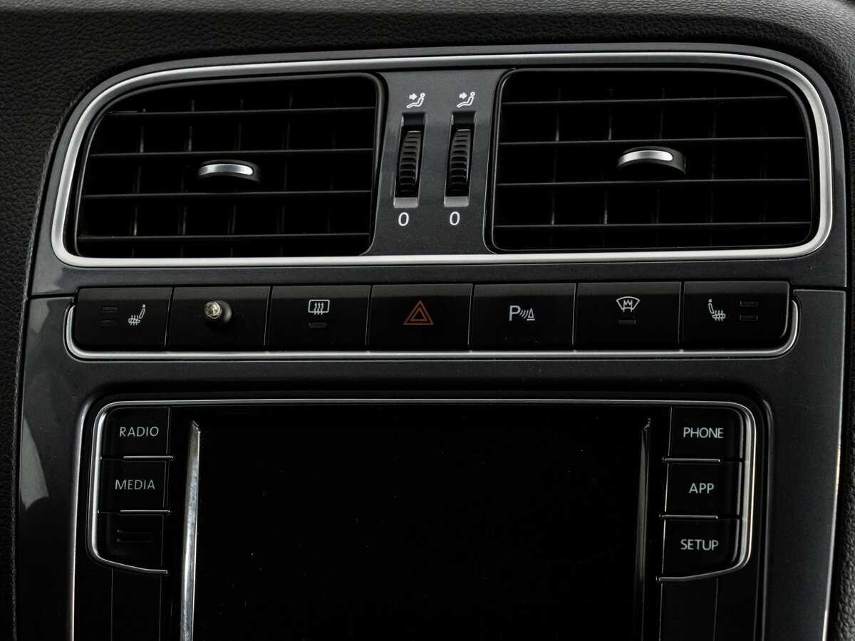 Б/У Фольксваген Поло 2018 года. Фото: #10