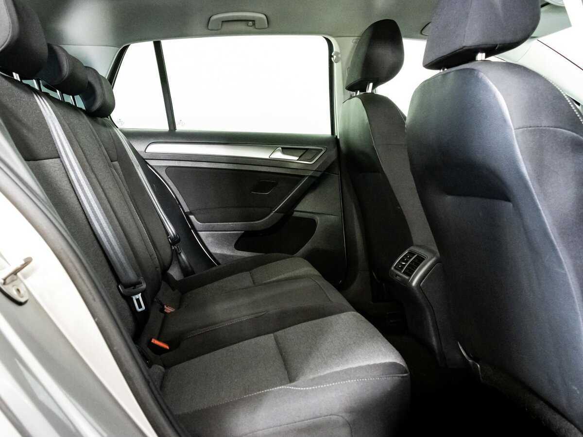 Б/У Фольксваген Гольф 2014 года. Фото: #11