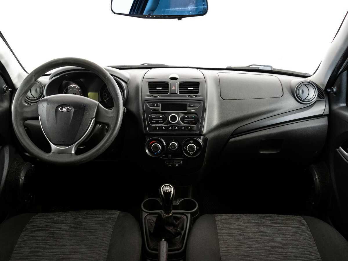 Б/У Лада (ВАЗ) Калина 2016 года. Фото: #9