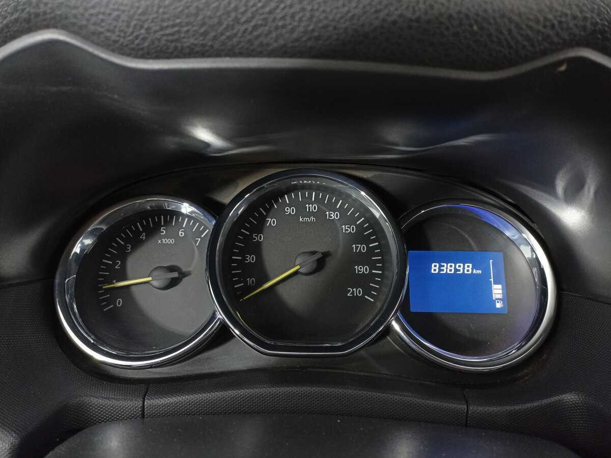 Б/У Рено Дастер 2017 года. Фото: #10