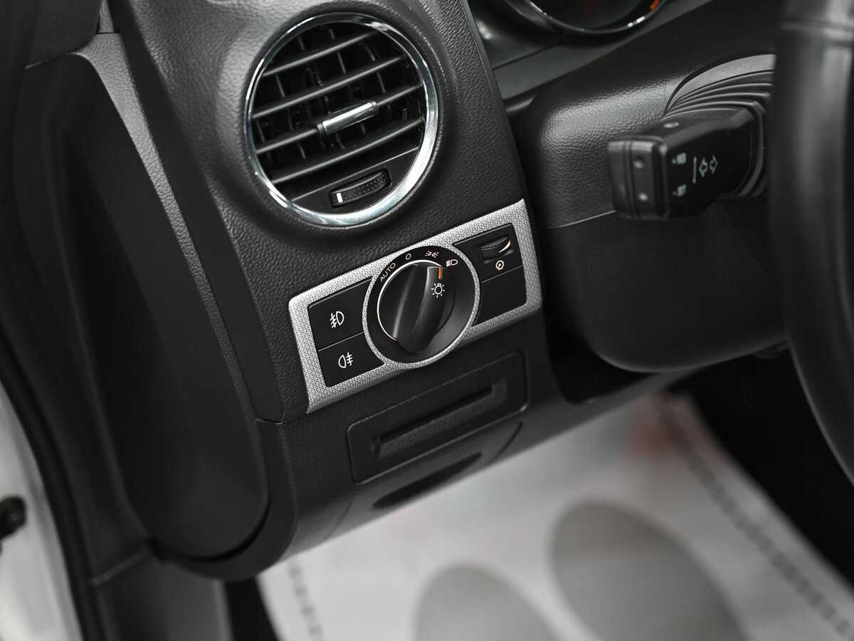 Б/У Опель Антара 2015 года. Фото: #7