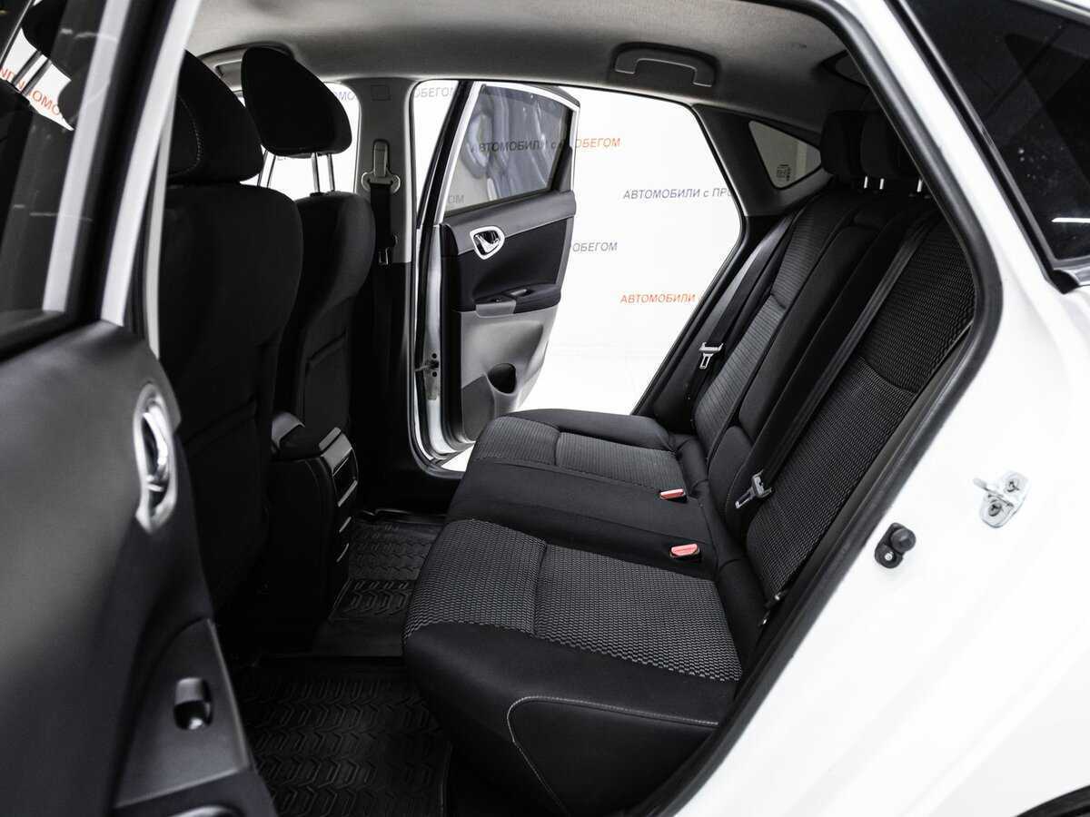 Б/У Ниссан Сентра 2016 года. Фото: #16