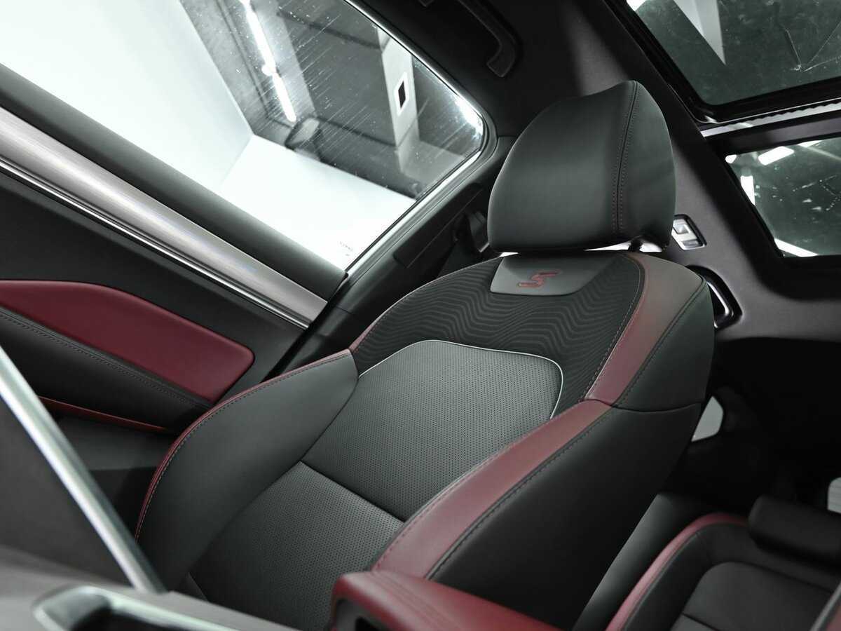 Б/У Джили Кулрэй 2022 года. Фото: #15