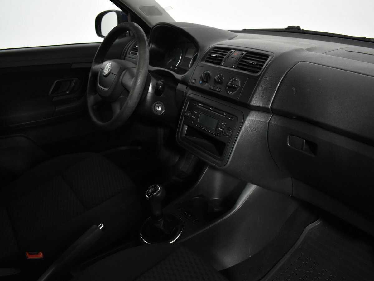 Б/У Шкода Фабия 2012 года. Фото: #9