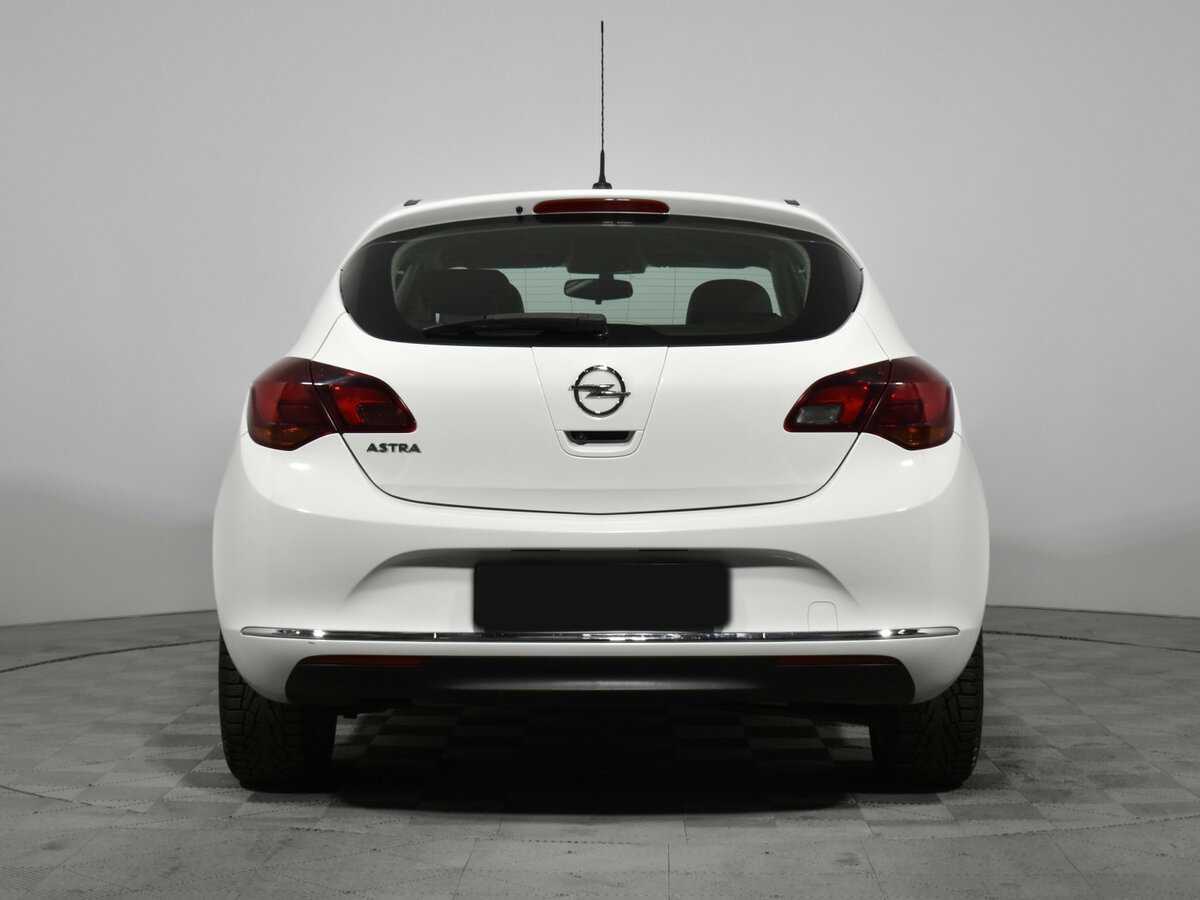 Б/У Опель Астра 2014 года. Фото: #6