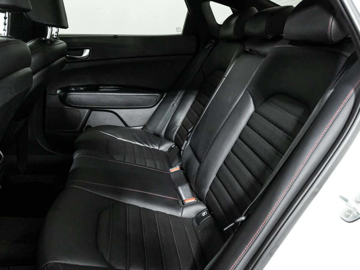 Б/У Киа Оптима 2018 года. Фото: #9