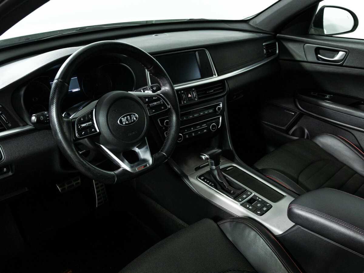 Б/У Киа Оптима 2018 года. Фото: #10