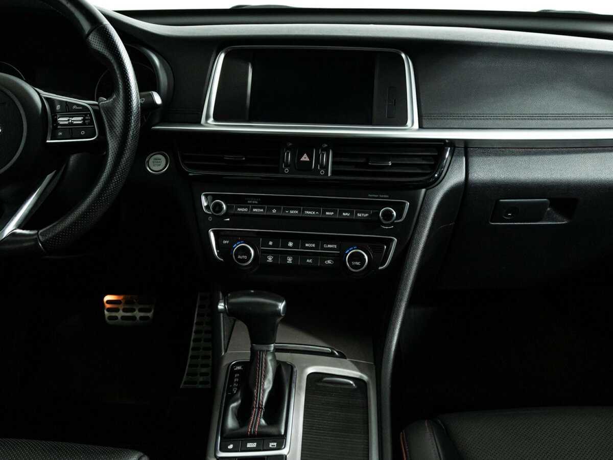 Б/У Киа Оптима 2018 года. Фото: #13