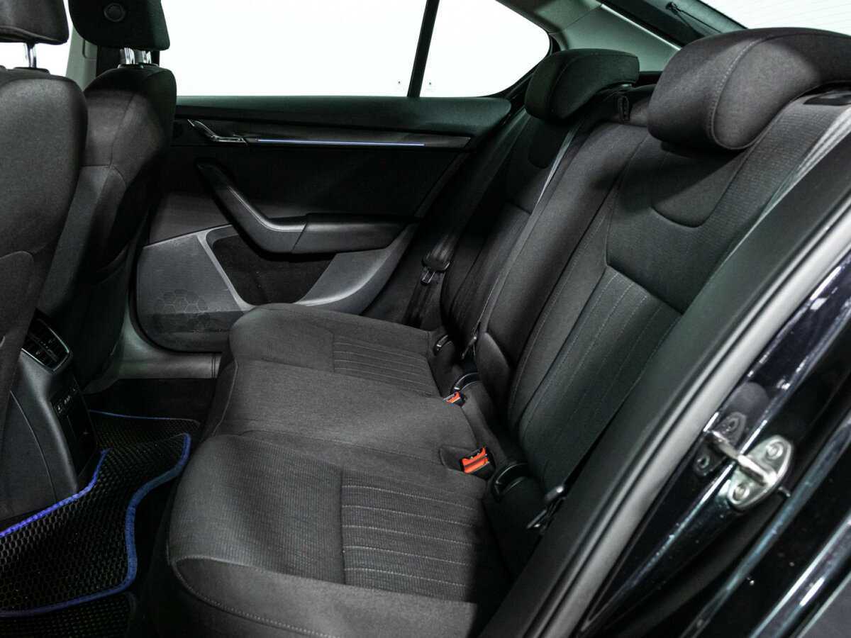 Б/У Шкода Октавия 2018 года. Фото: #9