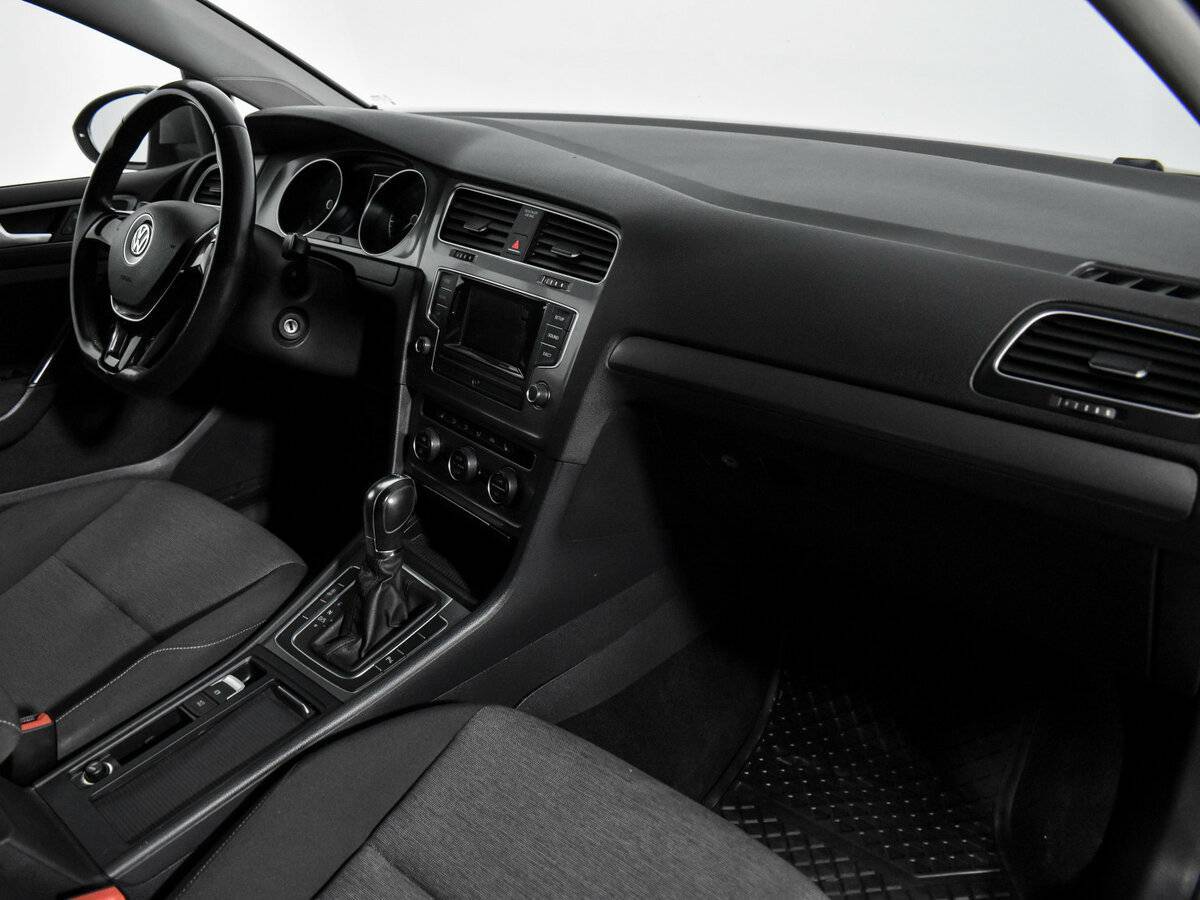 Б/У Фольксваген Гольф 2013 года. Фото: #13