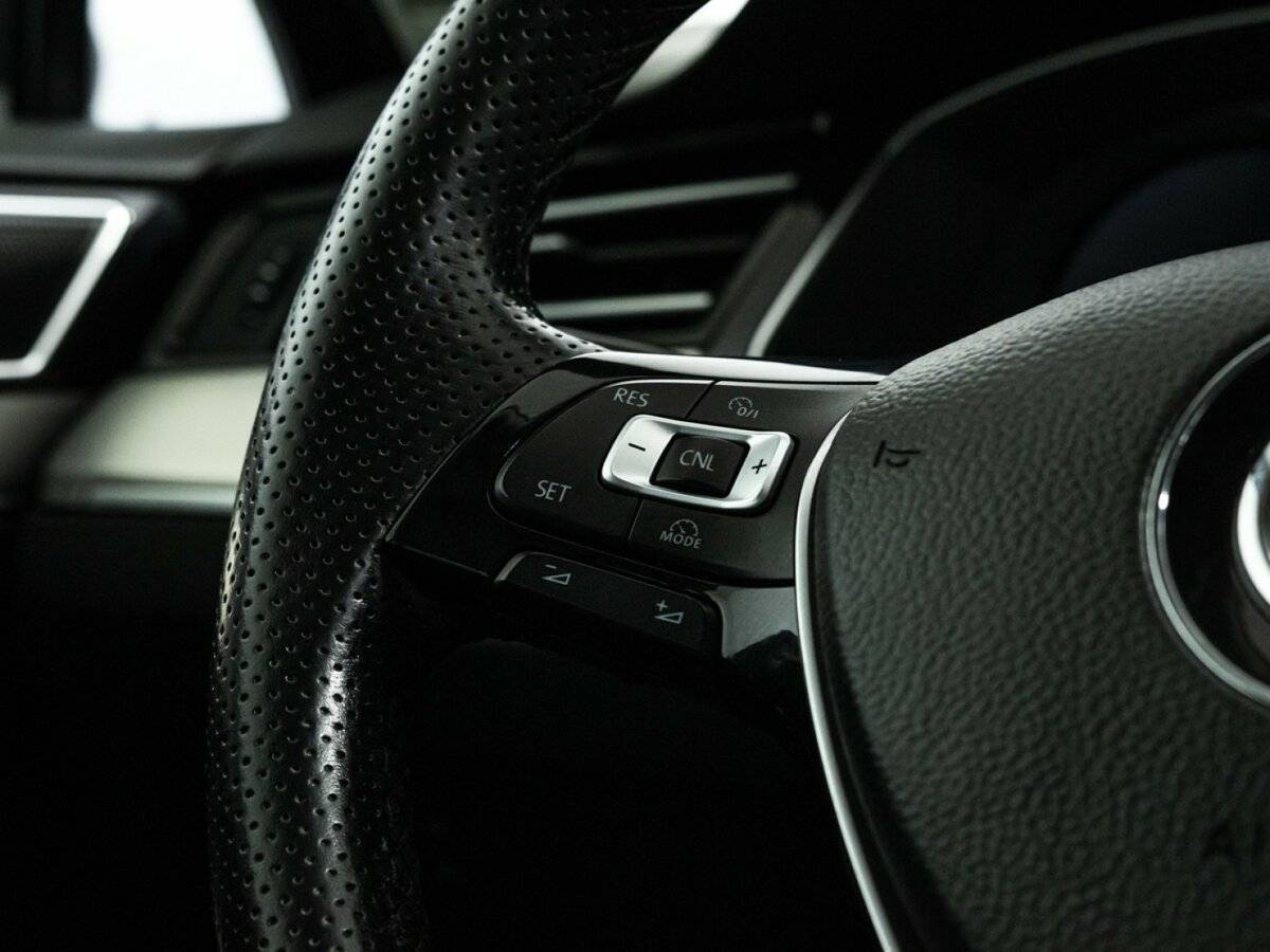 Б/У Фольксваген Пассат 2016 года. Фото: #20