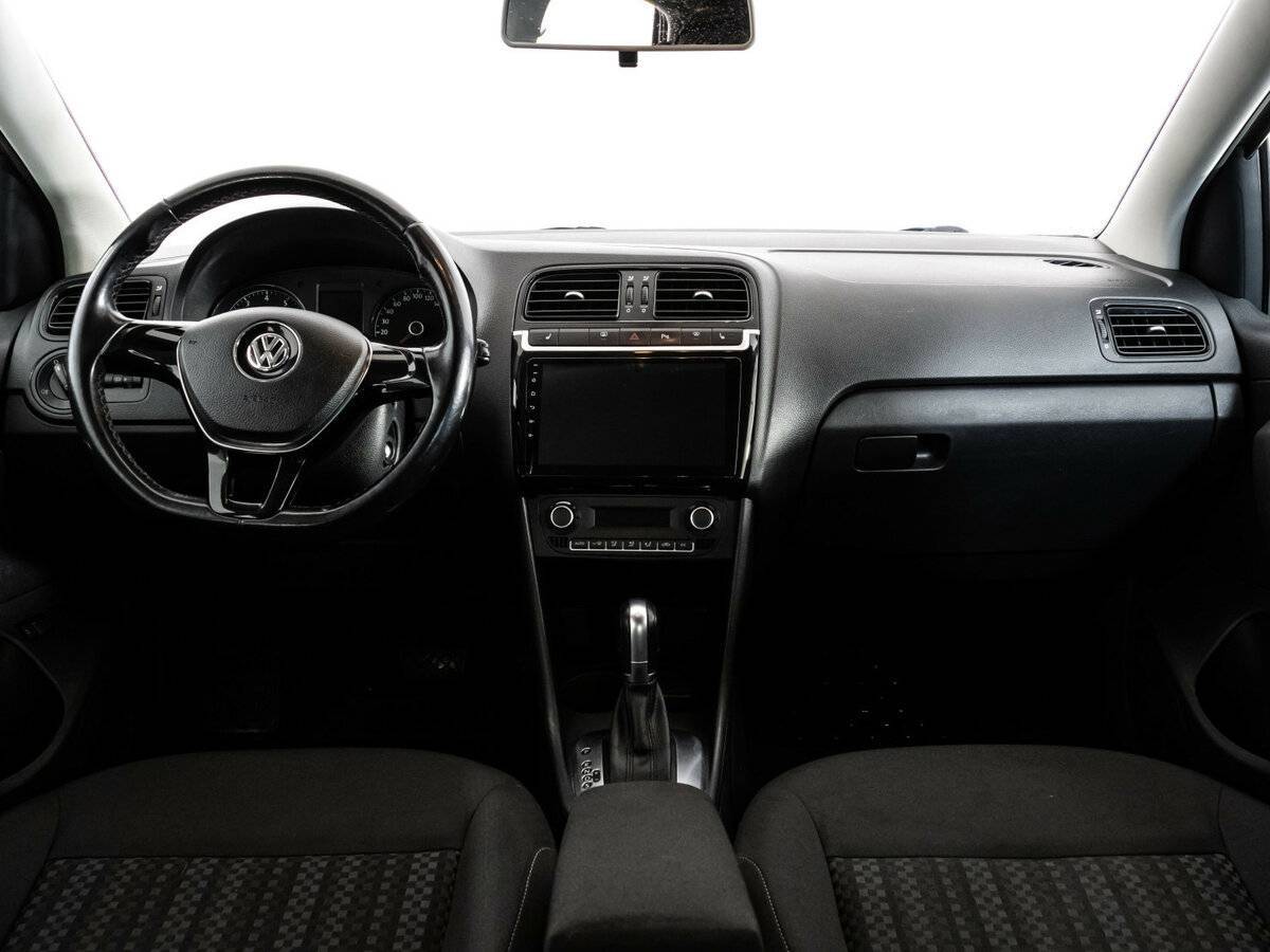 Б/У Фольксваген Поло 2017 года. Фото: #7