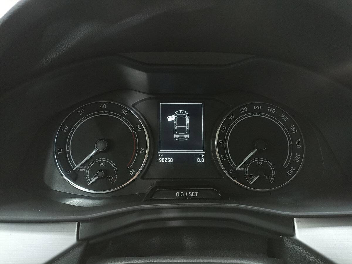 Б/У Шкода Рапид 2020 года. Фото: #12