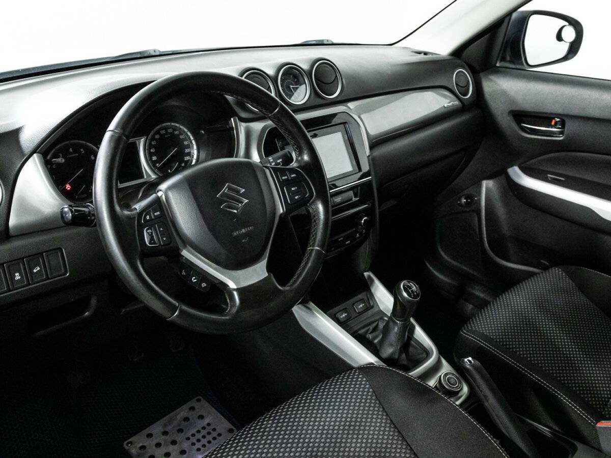 Б/У Сузуки Витара 2016 года. Фото: #10