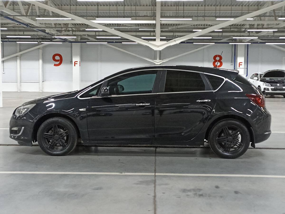 Б/У Опель Астра 2012 года. Фото: #7