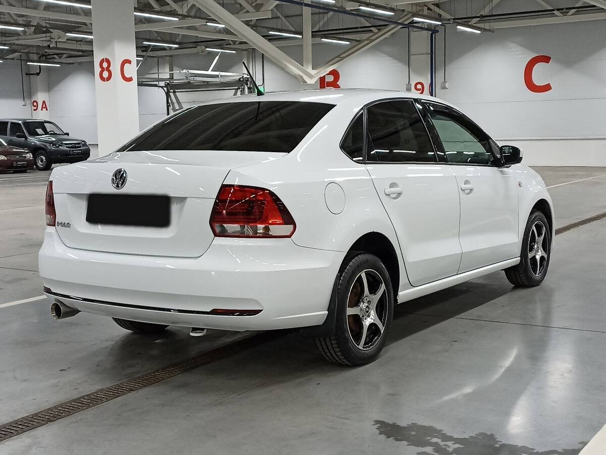 Б/У Фольксваген Поло 2016 года. Фото: #4