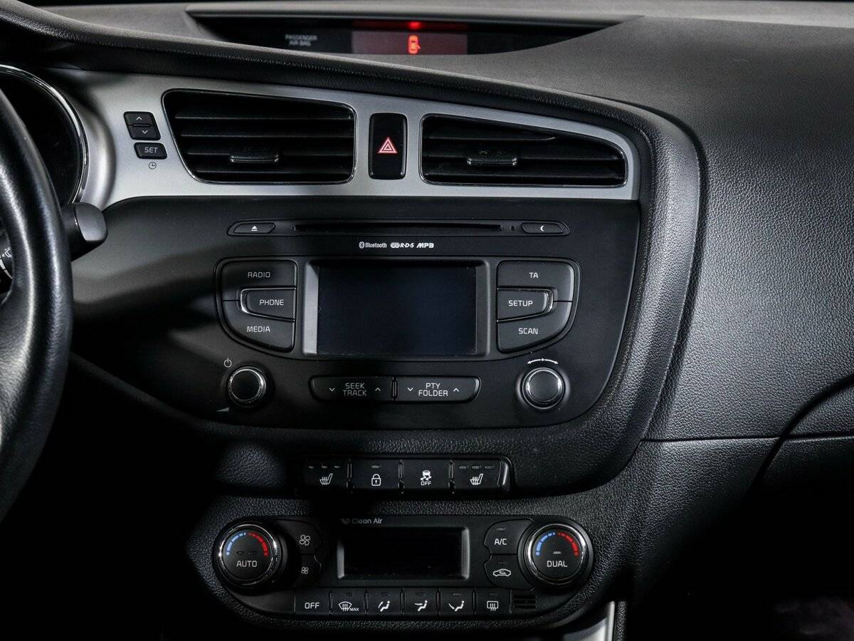 Б/У Киа Сид 2014 года. Фото: #7