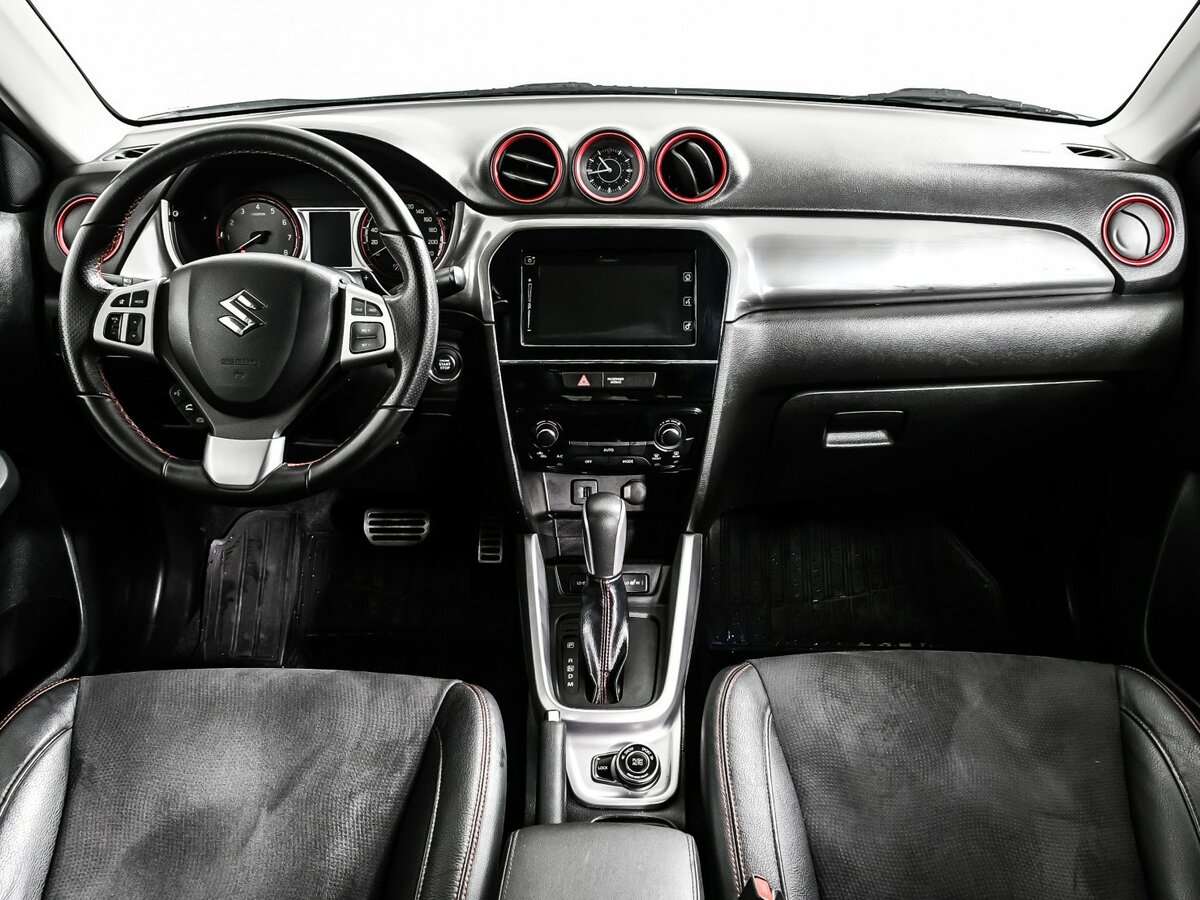 Б/У Сузуки Витара 2016 года. Фото: #10