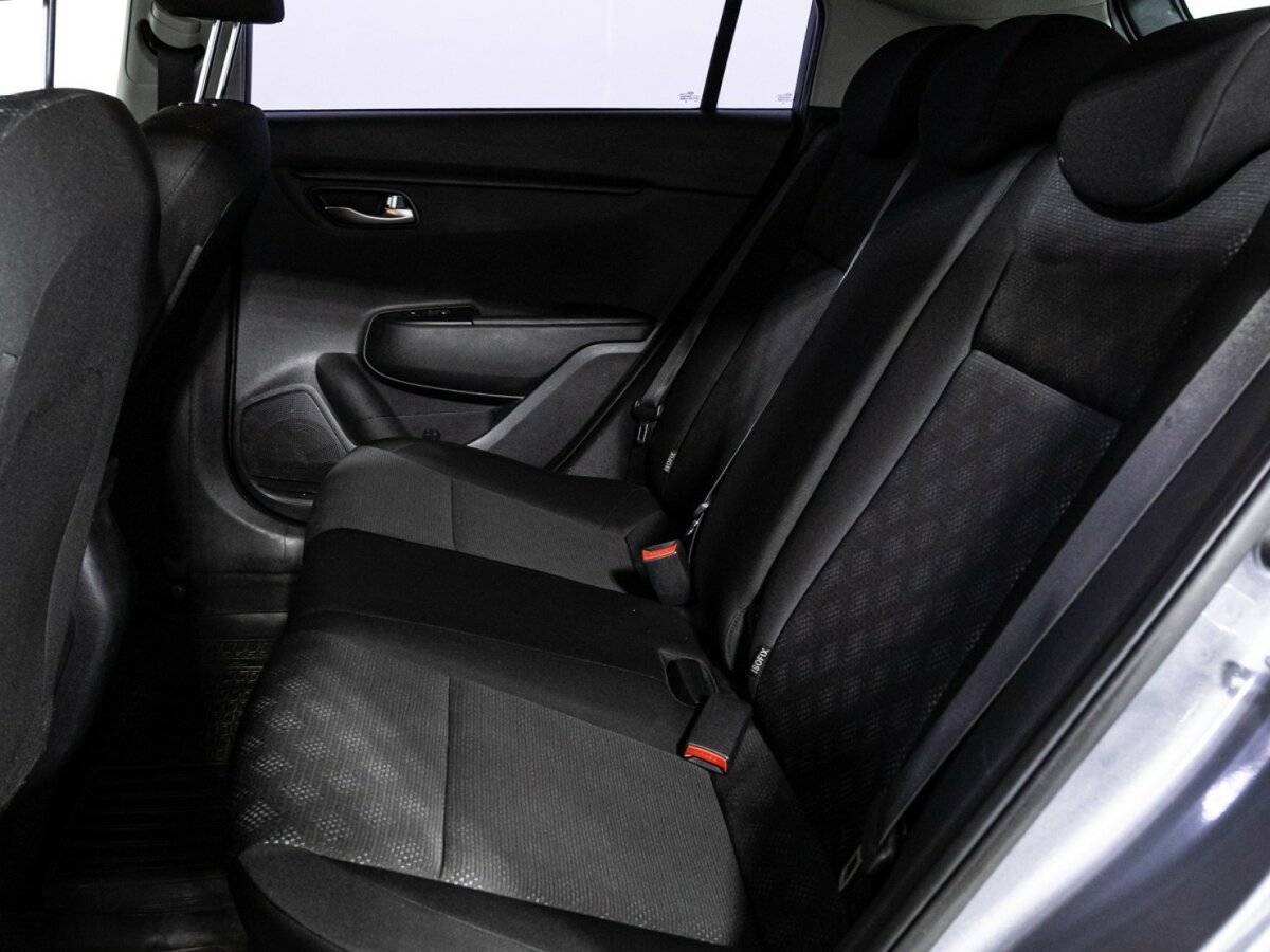 Б/У Киа Рио 2018 года. Фото: #9