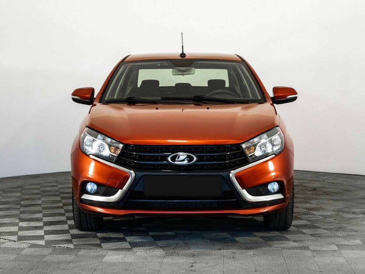 Б/У Лада (ВАЗ) Веста 2016 года. Фото: #1