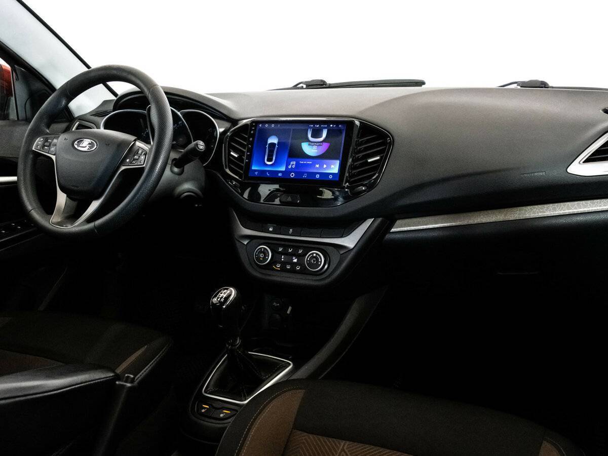 Б/У Лада (ВАЗ) Веста 2016 года. Фото: #8